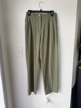 Lulu's Olive Pleated High-Rise Straight Pants